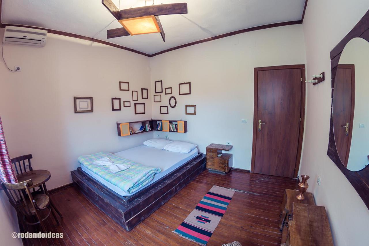 Trip'N'Hostel Tiranë Eksteriør bilde