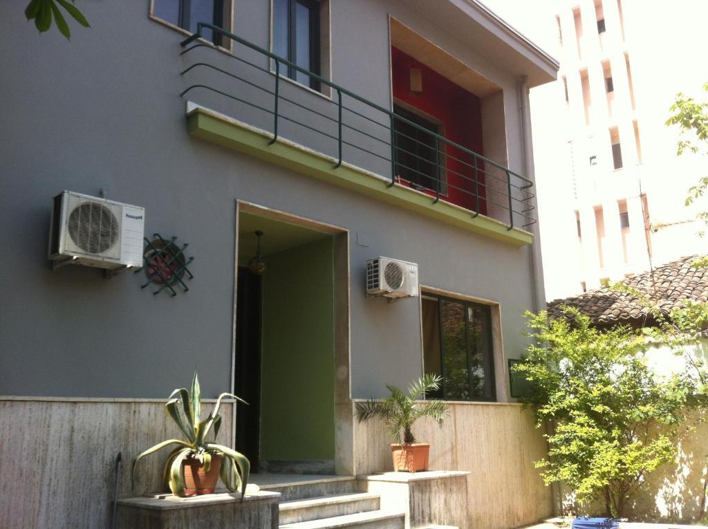 Trip'N'Hostel Tiranë Eksteriør bilde