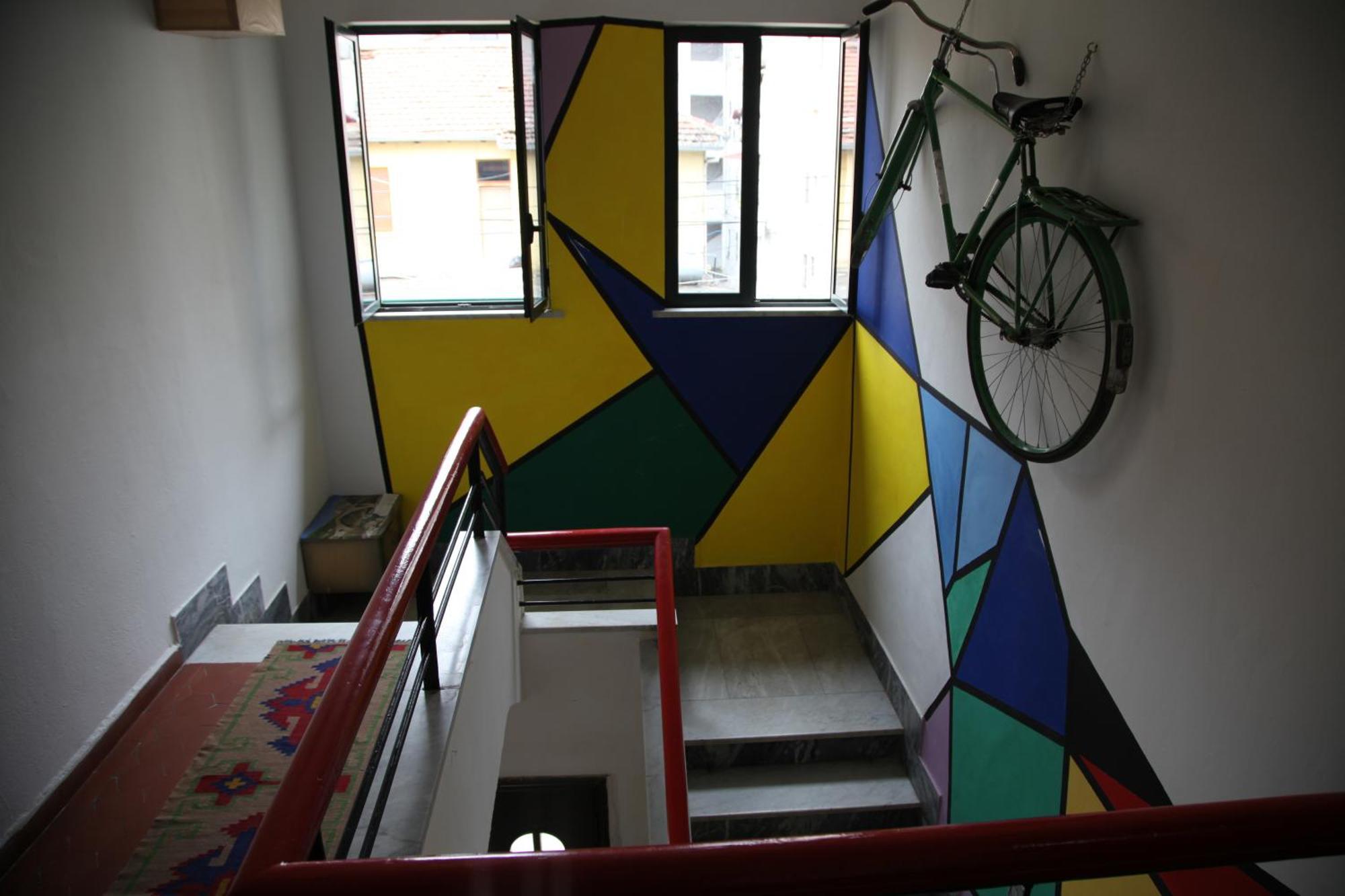 Trip'N'Hostel Tiranë Eksteriør bilde