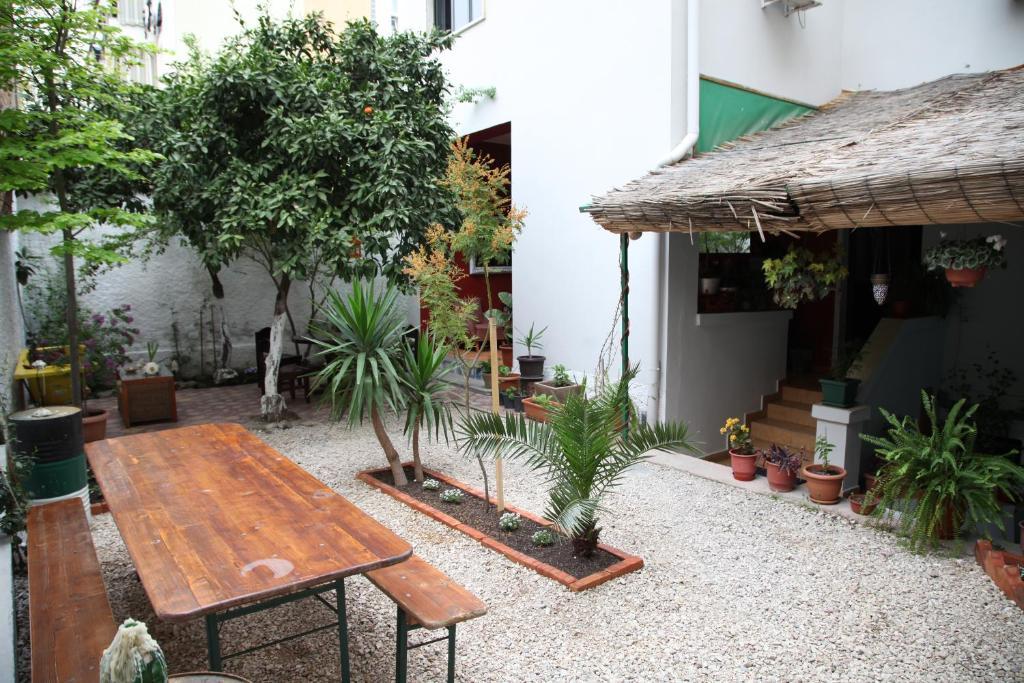 Trip'N'Hostel Tiranë Eksteriør bilde